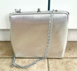 SIMPLE EVENING BAG
