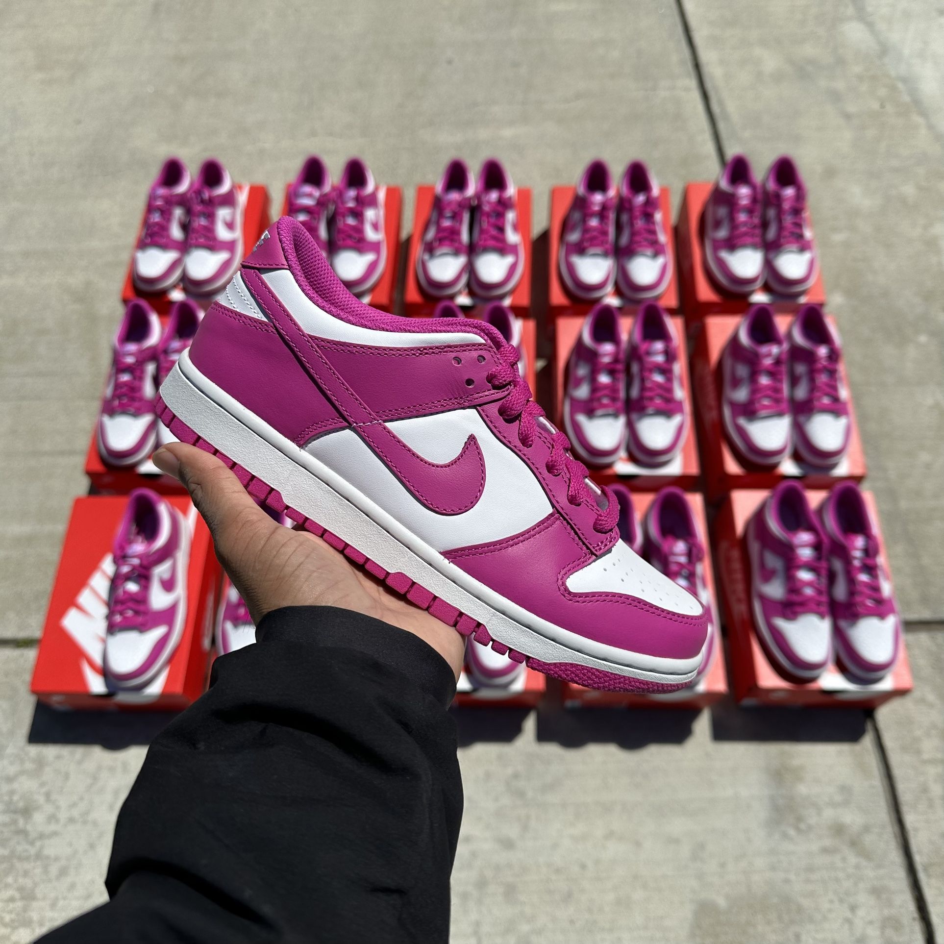 Nike Dunk Low Active Fuchsia GS 5Y-7Y READ DESCRIPTION