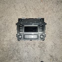 Kia OEM Factory Stereo Head Unit