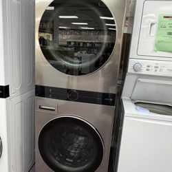 Single Unit Front Load WashTower with Center Control 4.5 Cu. Ft. Washer & 7.4 Cu. Ft. Electric Dryer wke100hva