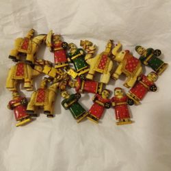 17  ANTIQUE HAND CARVED HAND PAINTED CAMEL BONE FIGURES 