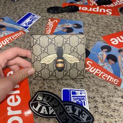 GG Print Gucci Wallet *BASICALLY NEW*