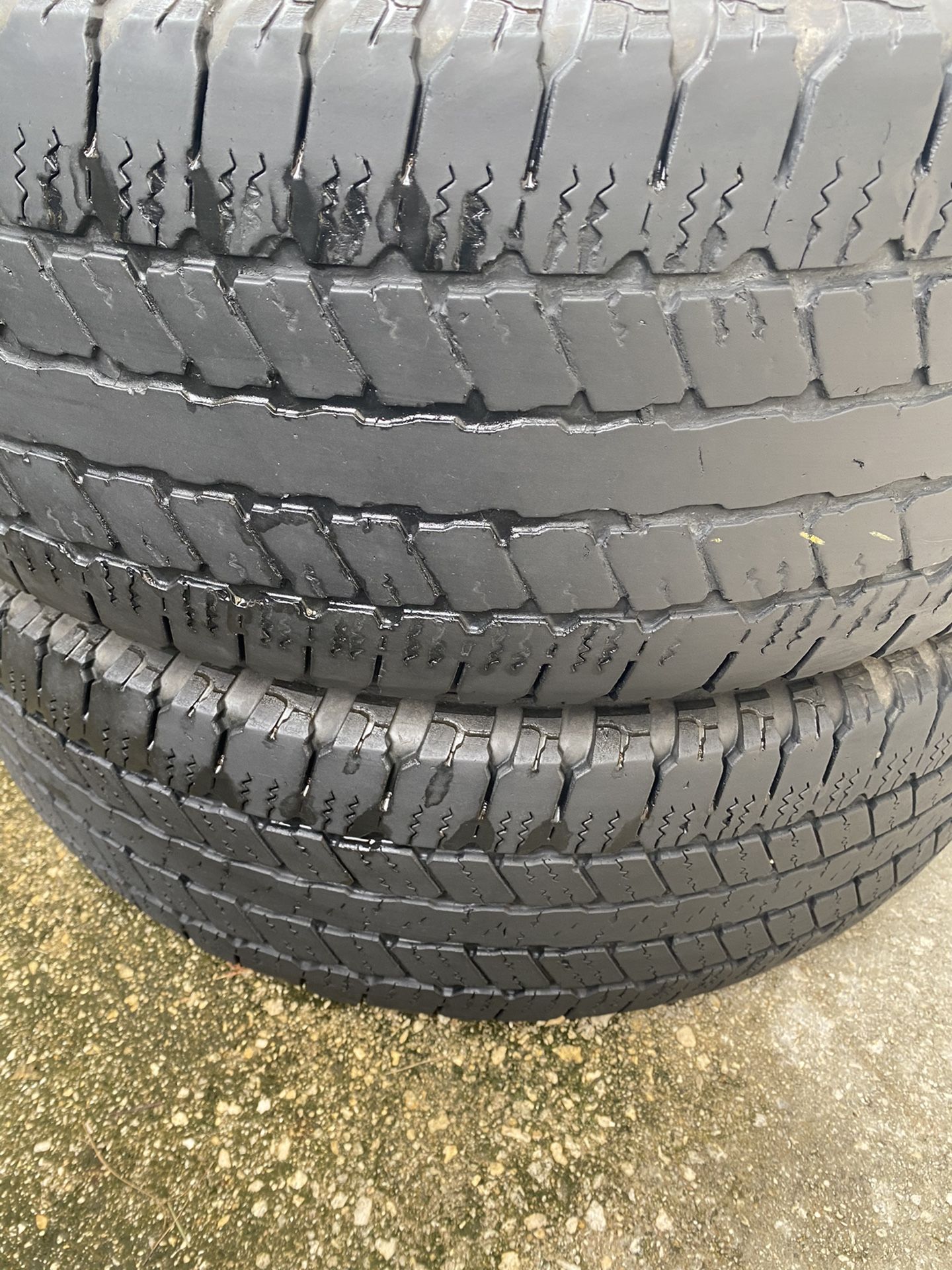 2 tires 265 60 20