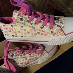 Girls Shoes