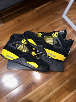 Jordan 4 Thunder 