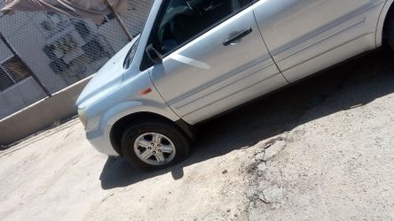 Honda pilot silver