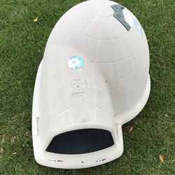 Petmate Indigo Outdoor Dog House Puppy Igloo Pet Supplies Homes Small Medium Dogs White Igloo