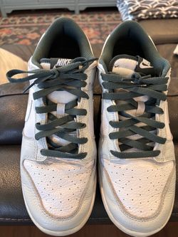 Nike Dunk Low SE "Photon Dust Vintage Green"  Size 11