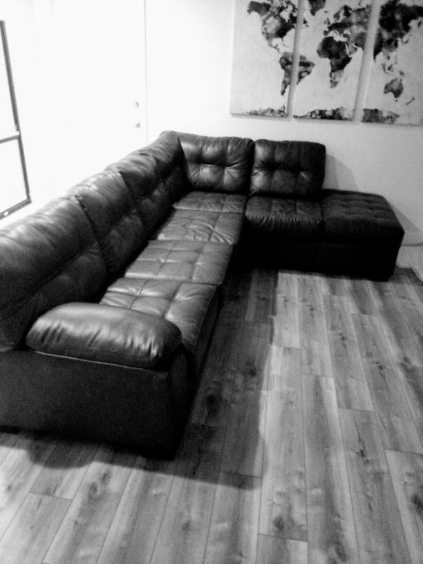 Black Faux Leather Sectional (Barely used)