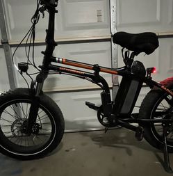 RadMini Electric Bike with fat tires – Great Condition, Minor Fixes Needed- Used