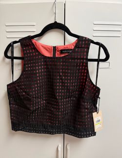 Ivanka Trump Sleeveless Top/Size 4/Black & Coral Pink