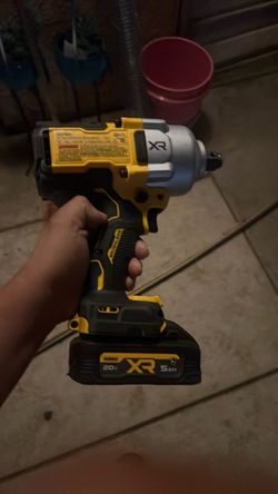 Brand new dewalt impact gun