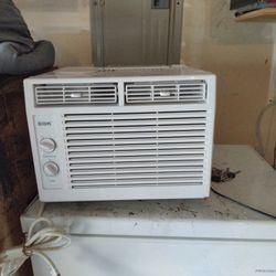 EQK Window Air Conditioner 