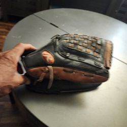 Rawlings Baseball/softball Glove 