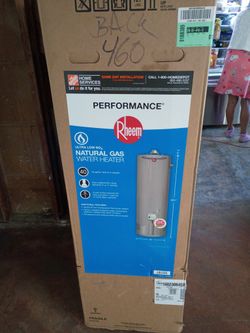 40 GALLON WATER HEATER!!!!!!!!!!!!!!!!!!