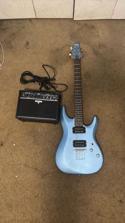 Electric guitar and amp combo