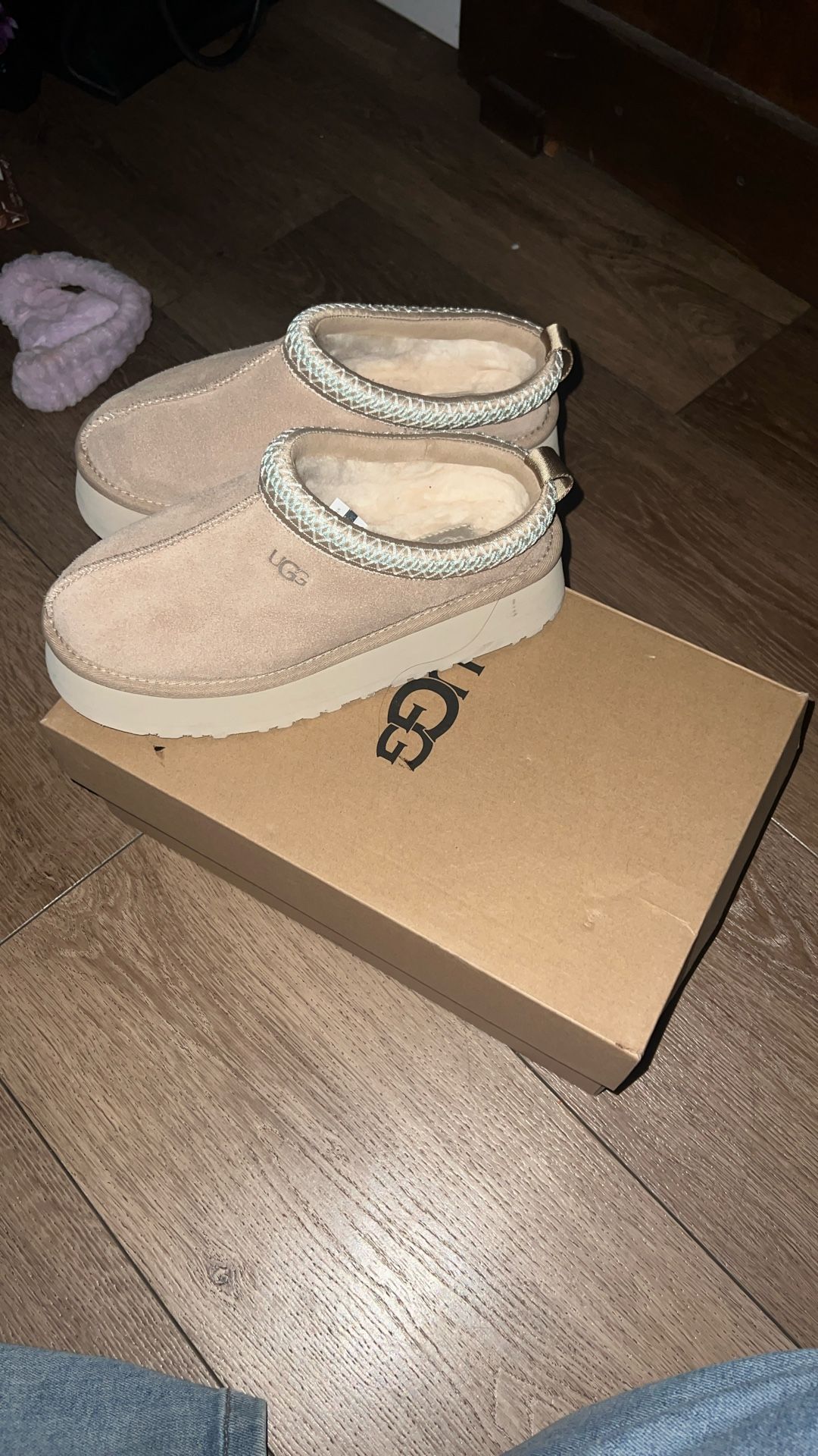 Brand New High top Uggs Size 8