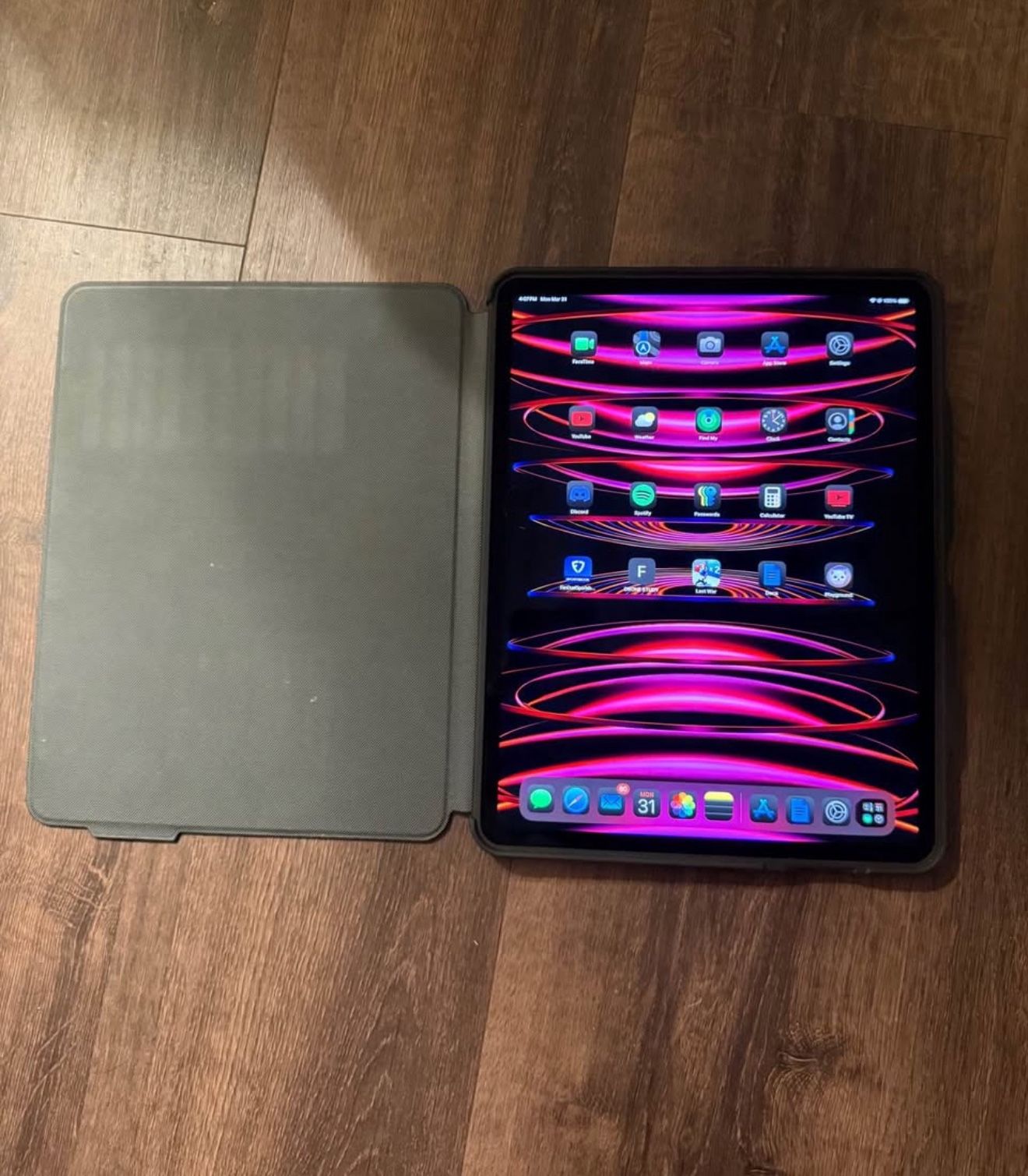 Apple iPad Pro 12.9in (6th Gen)