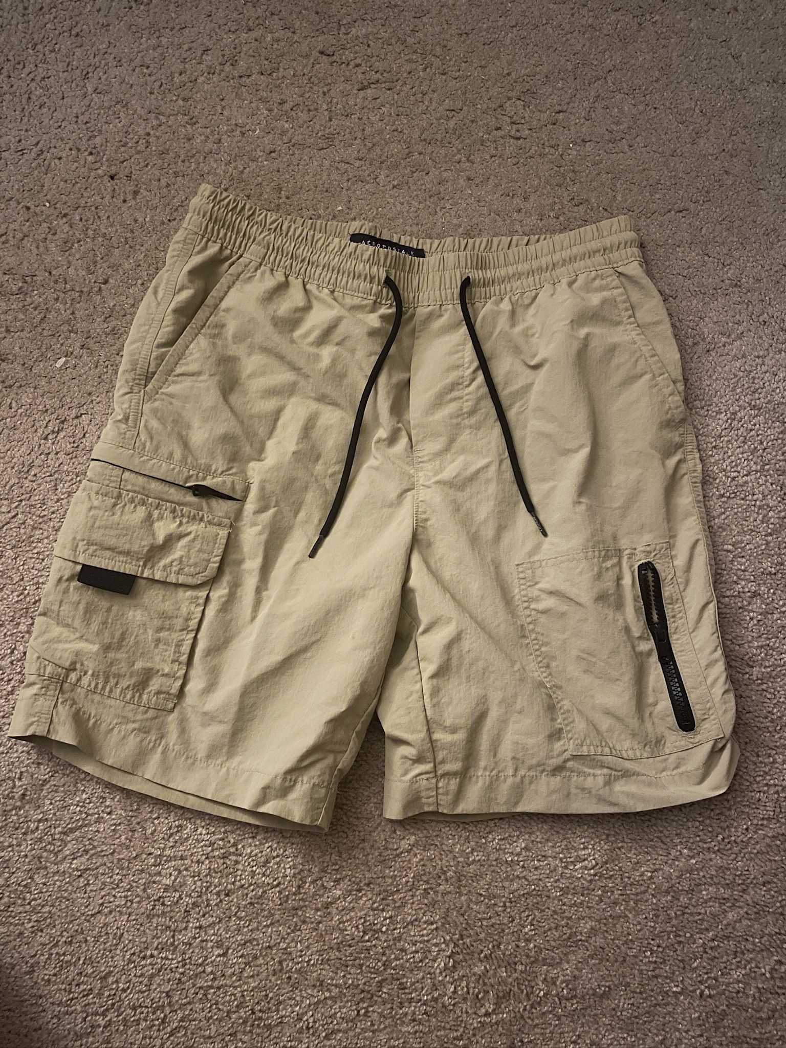 Aéropastel XS Cream Shorts