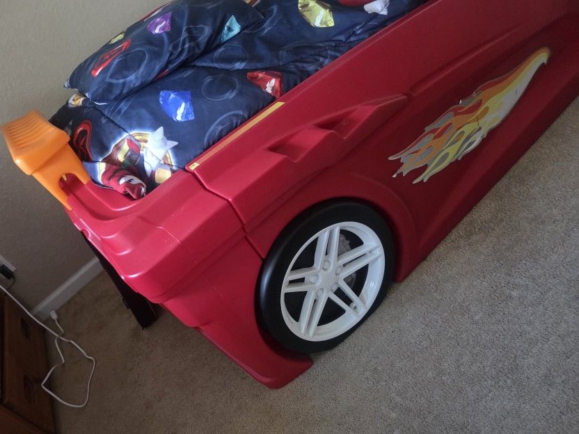 Hot Wheels Twin Car Bed