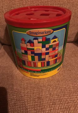 100 piece wooden block set