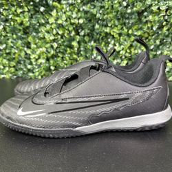 Nike Phantom GX 2 Academy Turf Soccer Shoes Kids Size 3y Youth Black