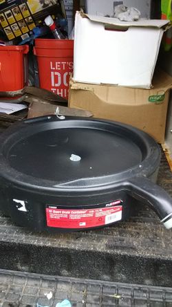 15 Quart oil drain container...