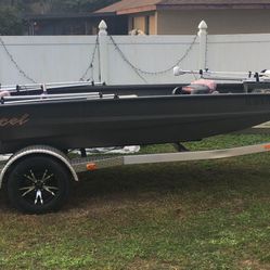 2014 Excel Mud / Duck Boat