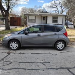 Nissan Versa 