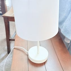 White lamp 