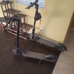 2 Electric Scooters (Damaged)