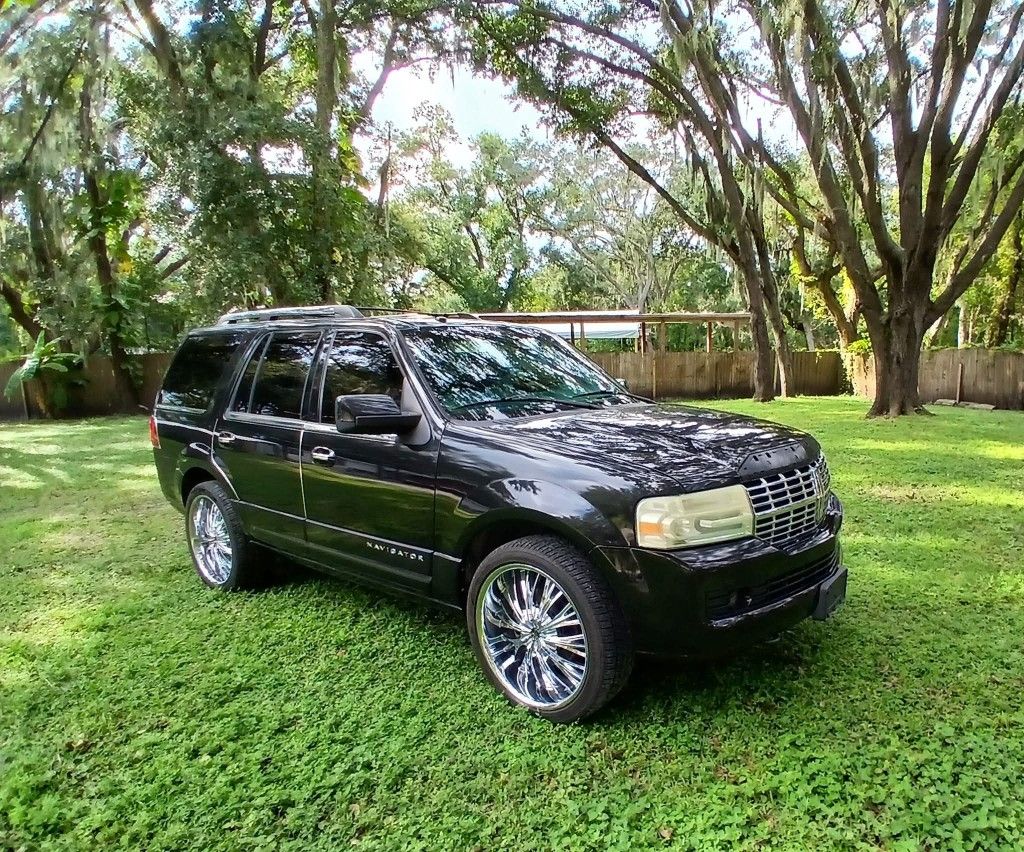 2011 Lincoln Navigator