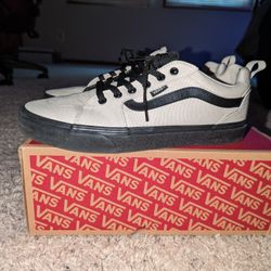 Men's Vans Size 11