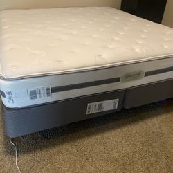 King mattress, box spring & frame