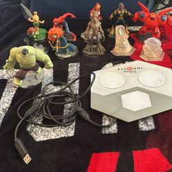 Nintendo Wii Disney Infinity Figure Lot W/ Portal Chips Crystals Cards Game Disc