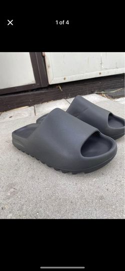 Onyx Black Yzy Slide Size 10 