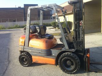 Pneumatic Toyota 5K LB Capacity Forklift