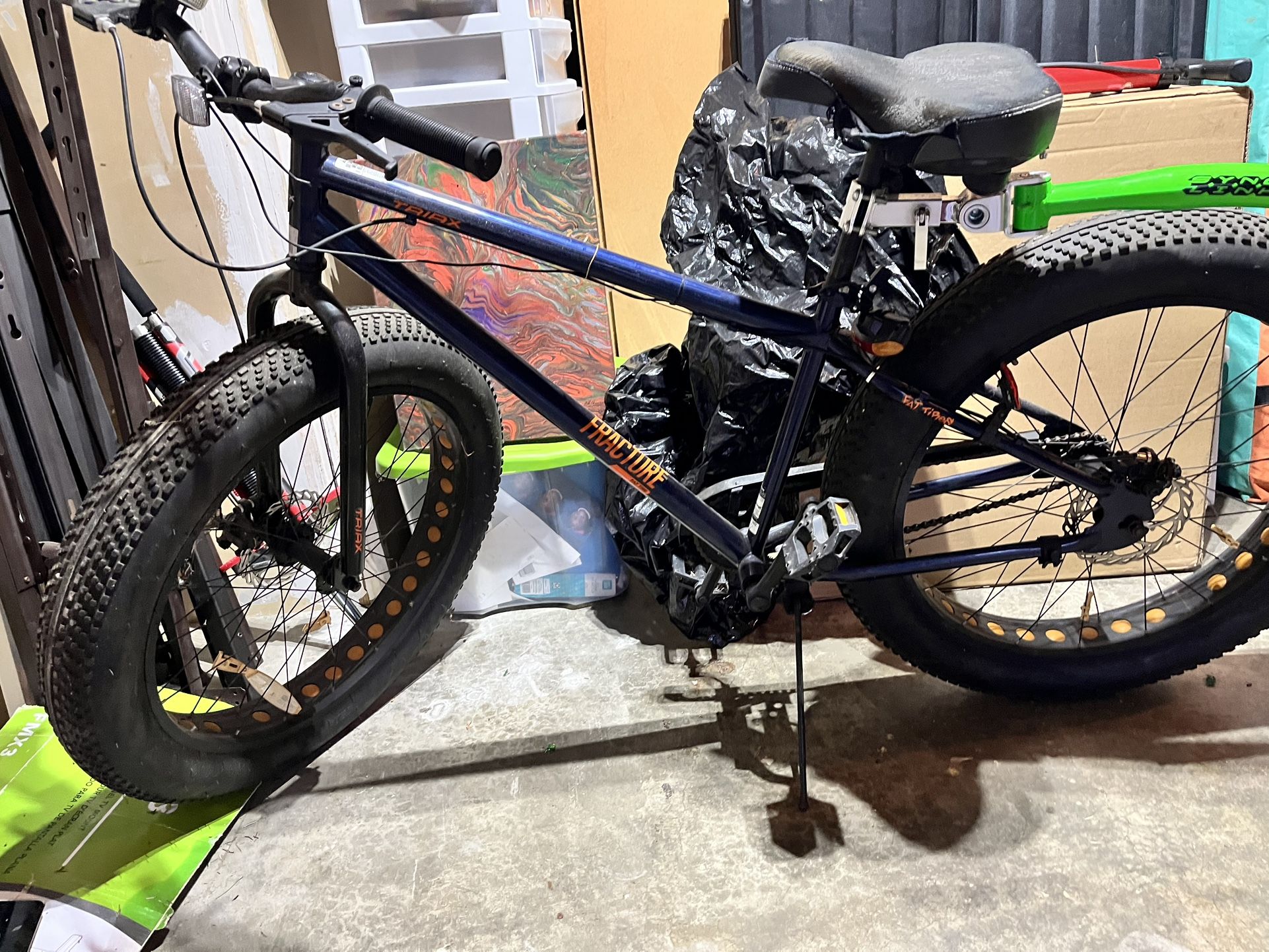 Triax Fracture Fat Tire Bike