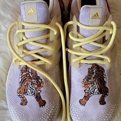 Adidas Ultra Boost Floral Tiger Sneakers US 10.5