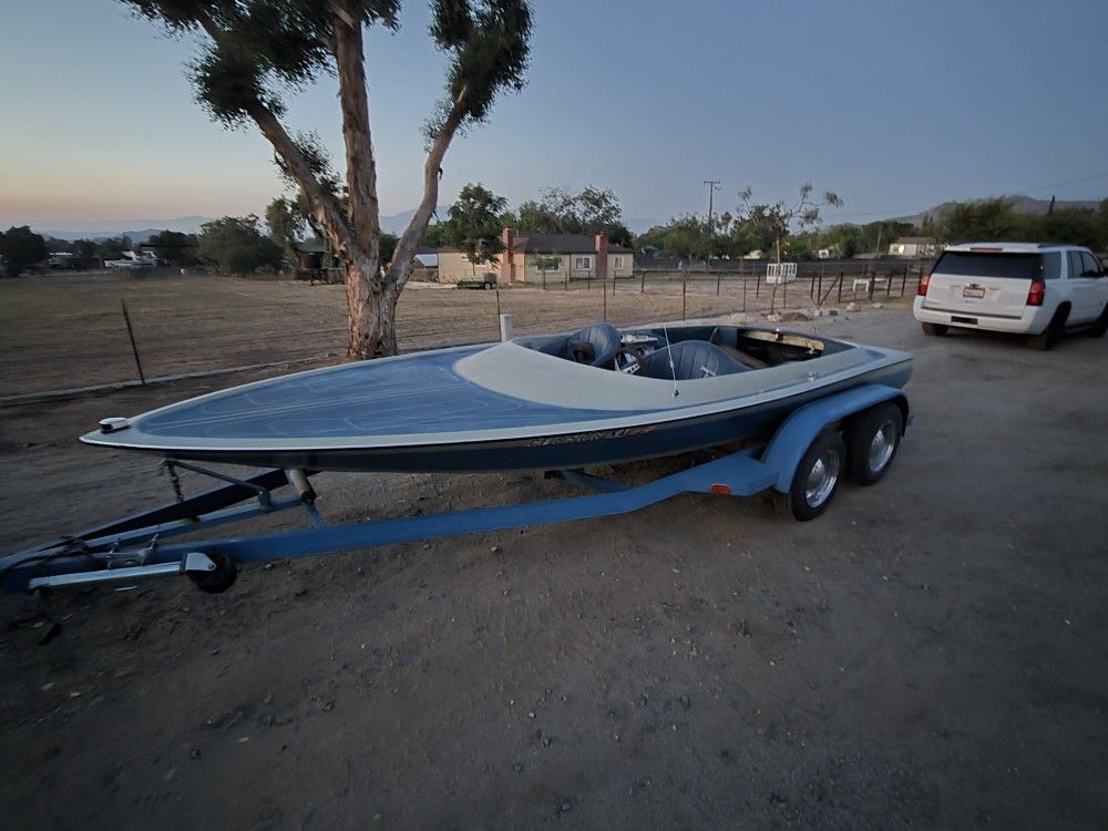 1976 Charger Boat Hull Jacuzzi Jet And Trailer