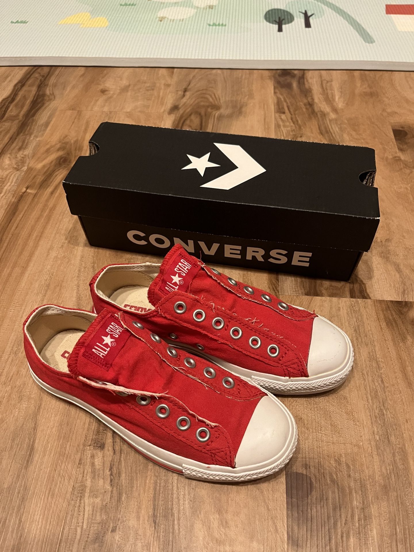Converse Unisex Canvas Laceless Slip On Sneakers