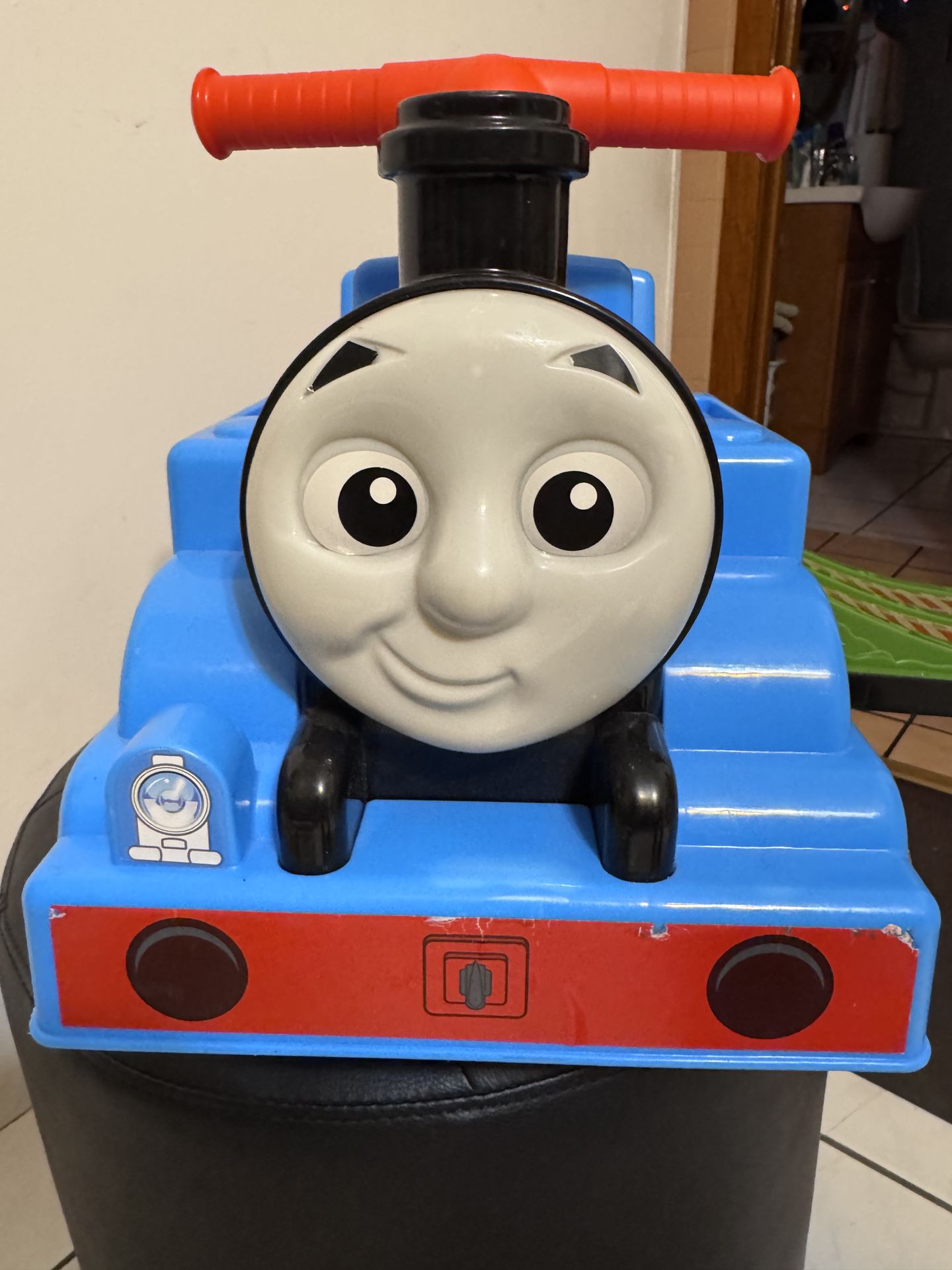 Thomas Tank Engine Train Kid’s Ride along