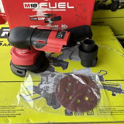 Milwaukee M18 18V Lithium-Ion Brushless Cordless FUEL 5 in. Random Orbit Sander (Tool-Only)