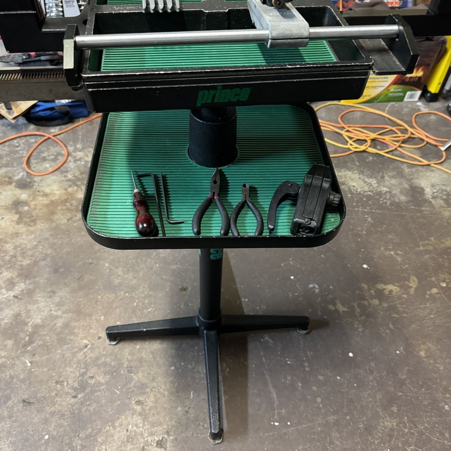 Prince Neos 1000 Tennis Stringing Machine for Sale in Redmond, WA