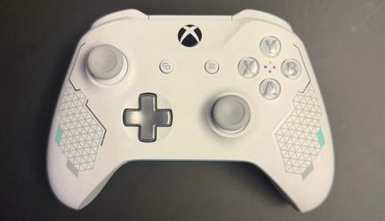 Xbox Wireless Controller Sport White Special Edition