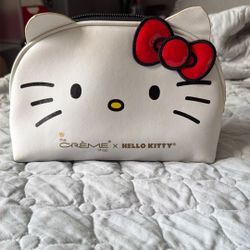 Hello Kitty Makeup Bag 