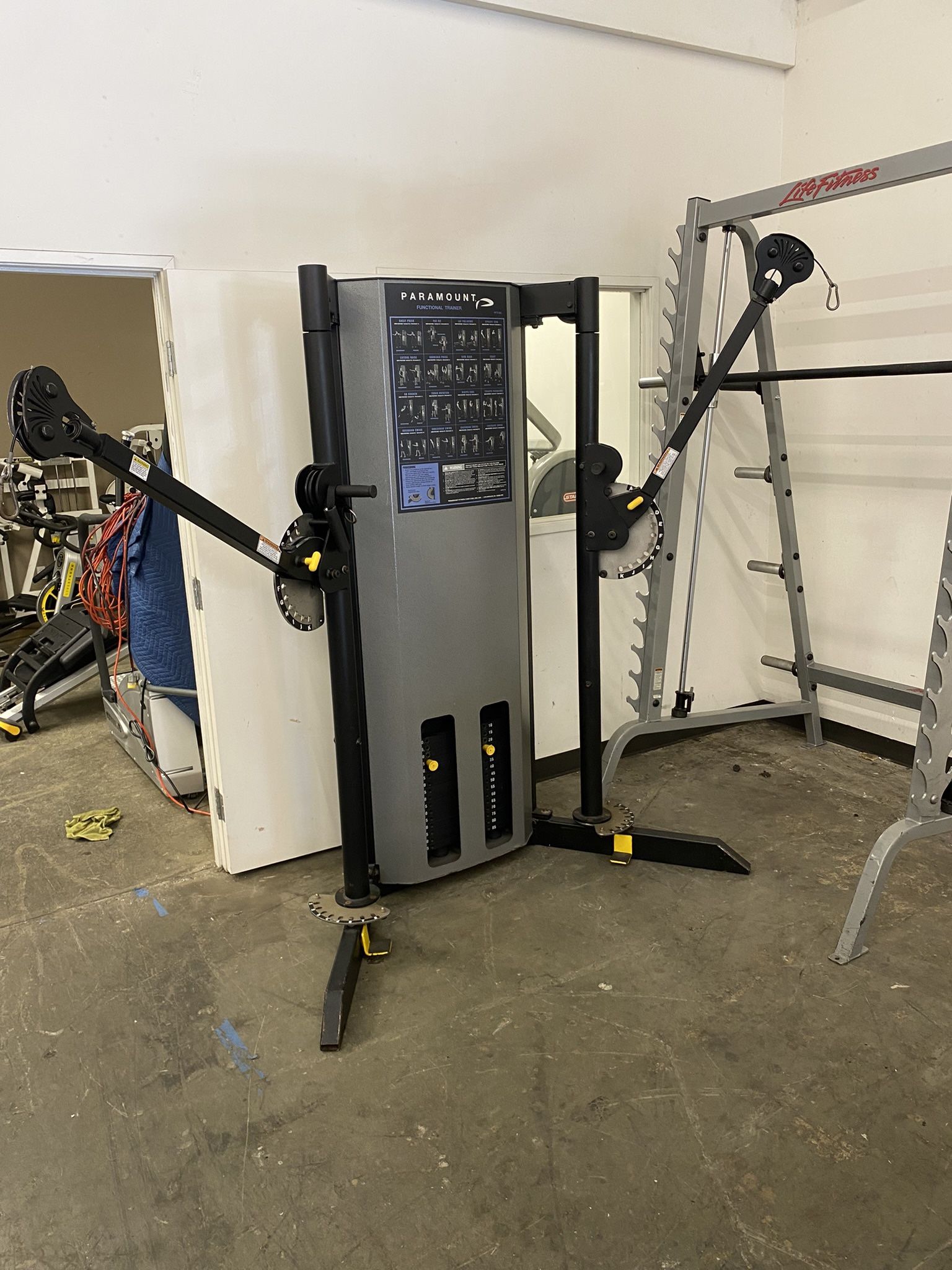 Paramount Functional Trainer Cable Machine Cable Crossover for Sale in Tustin CA OfferUp