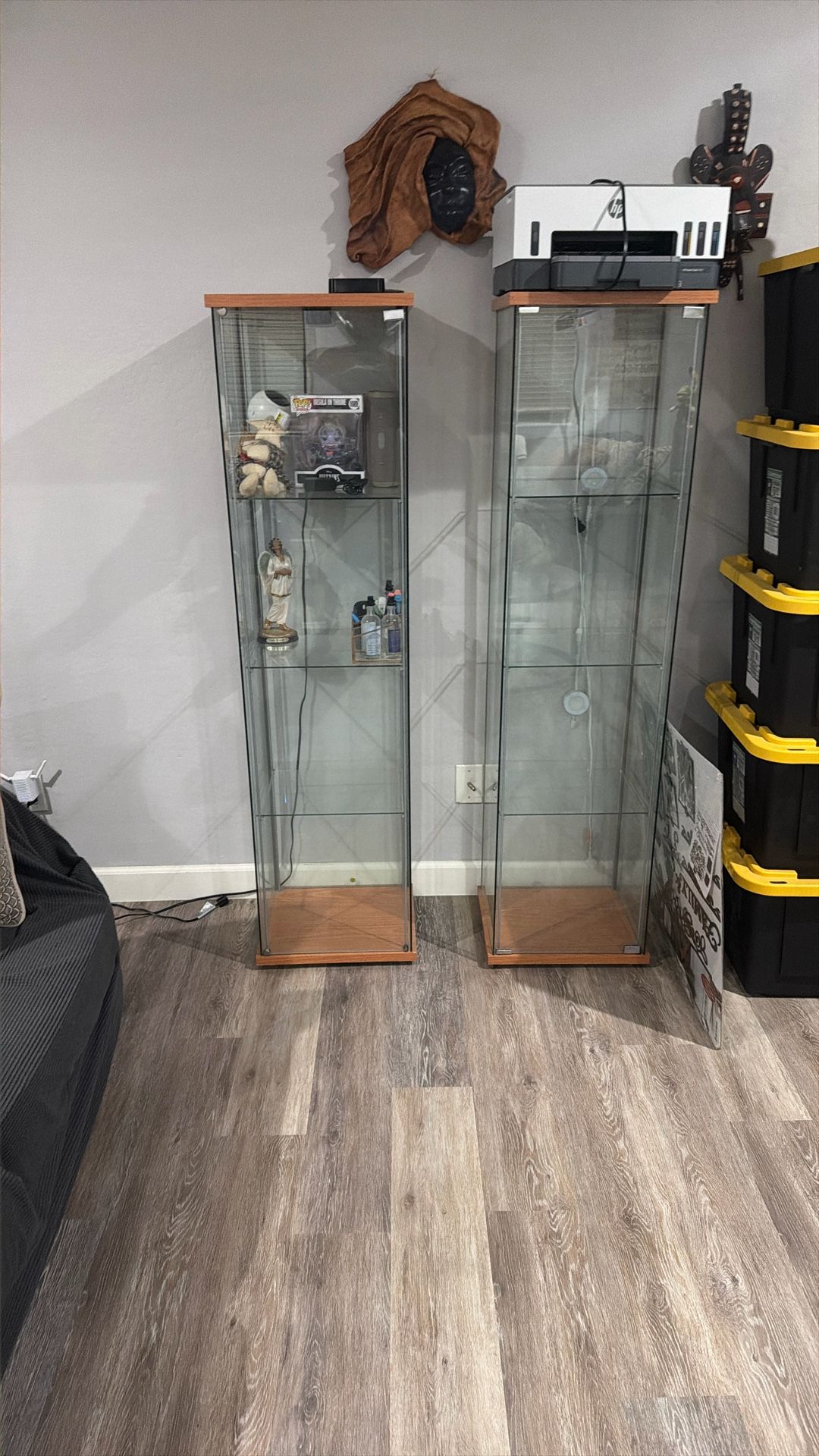 Glass With 10 Top Curio Cabinets
