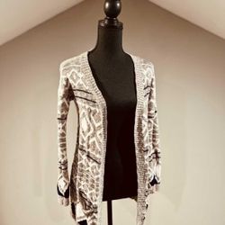 Small Beige White and Navy Blue Cardigan with Pockets