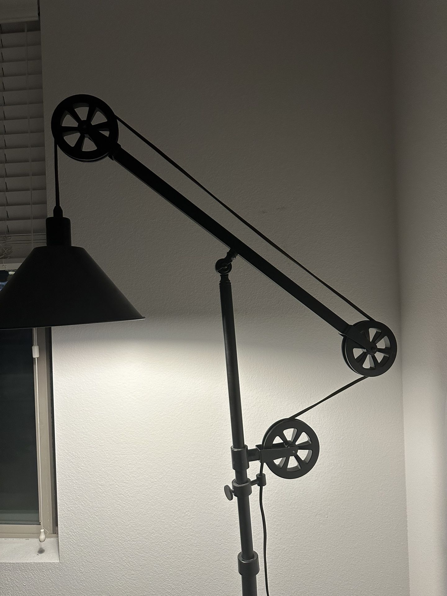 Pulley System Floor Lamp And Table Lamp